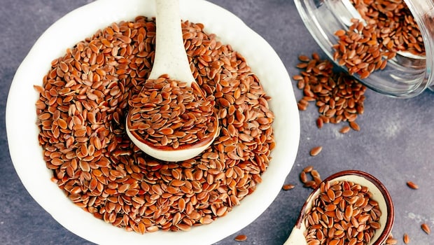 Flaxseed can provide several health benefits to your body.