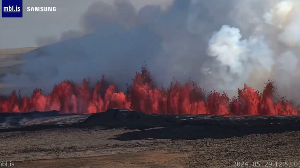 iceland volcano eruption