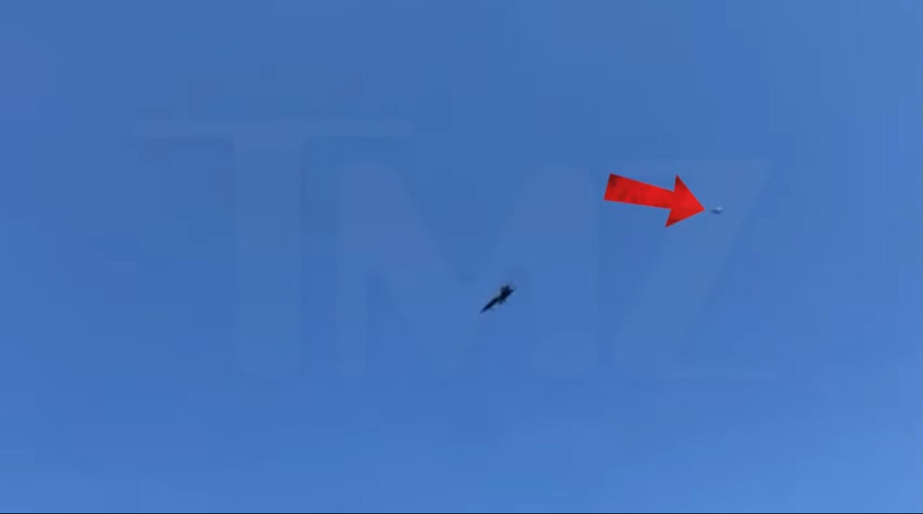 VIDEO: Alleged UFO spotted during Blue Angels show in New York