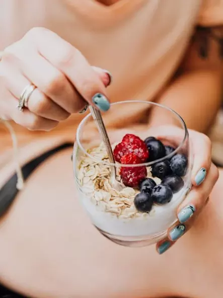 Fruit and Yogurt Parfaits  Layer Greek yoghurt with fresh berries (strawberries, blueberries, raspberries) and granola in portable jars or containers. Drizzle with honey or maple syrup for added sweetness. These parfaits are refreshing, packed with antioxidants, and provide a satisfying crunch.Source: Pexels