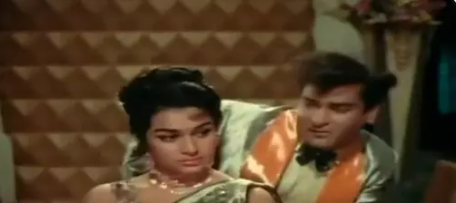 O Haseena Zulfon Waali The popular song from the 1966 film ‘Teesri Manzil’, directed by Vijay Anand and produced by Nasir Hussain is one of his iconic creations. If you are among those who love peppy tracks, then this can be one of your favourites. It is sung by Mohammad Rafi and Asha Bhosle.