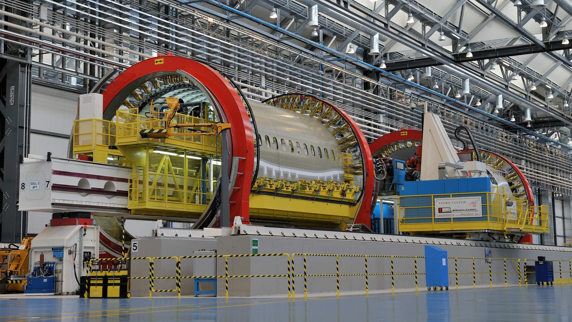 Slow 787 Production Forces 4-Month Shutdown In Italian Plant