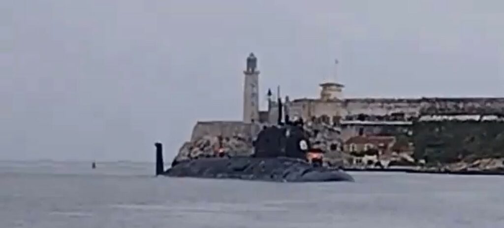 Russian nuclear-powered submarine arrives in Cuba