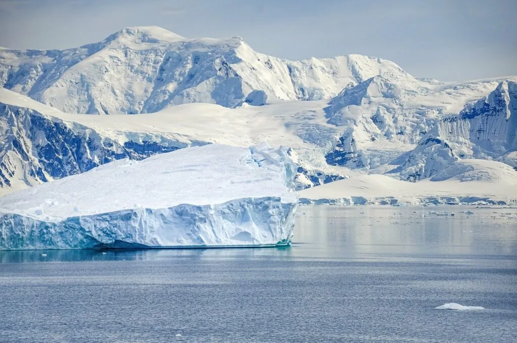 Antarctic faces melting 'tipping point' as oceans warm: study