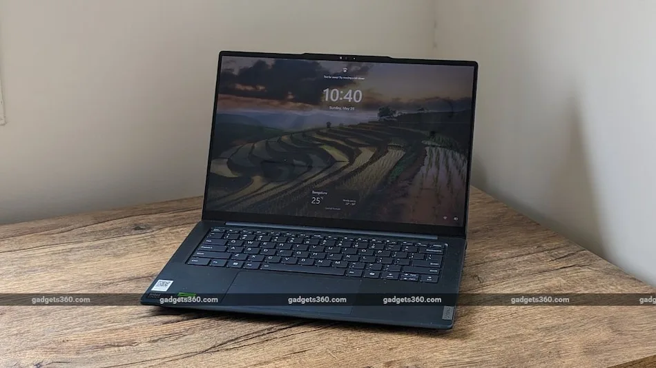 Lenovo Yoga Pro 7i Review: Keeping It Slim and Professional