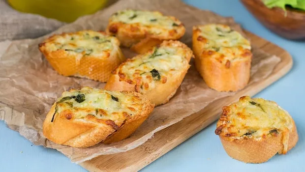 Sourdough Garlic Bread