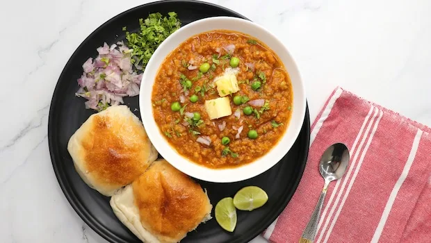 Pandyas love for pav bhaji.