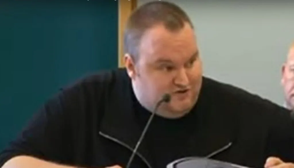 Kim Dotcom vows to fight order for US extradition