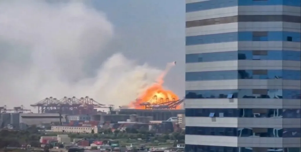 'Powerful' explosion hits ship in east China