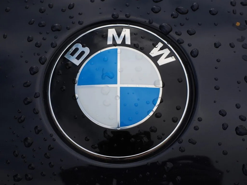 BMW to build electric battery plant at new Hungary site