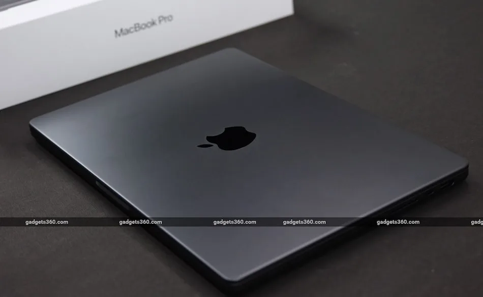 Apple Foldable MacBook Mass Production Delayed, Apple Cancels Larger Screen Design: Ming-Chi Kuo