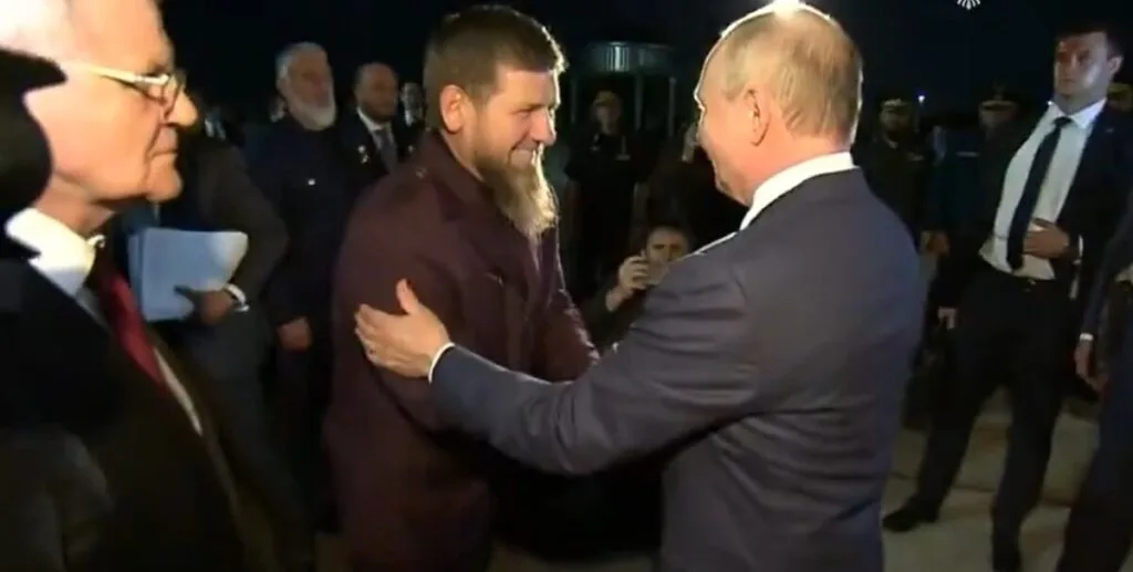 Putin visits Chechnya for first time since 2011