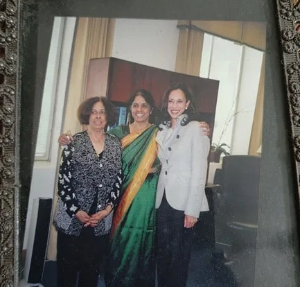 Kamala Harris (R) with her mother (L) and chitthi (C).