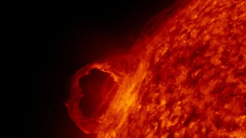 Scientists Find Evidence of Past Extreme Solar Storms, Warn of Potential Technological Catastrophe