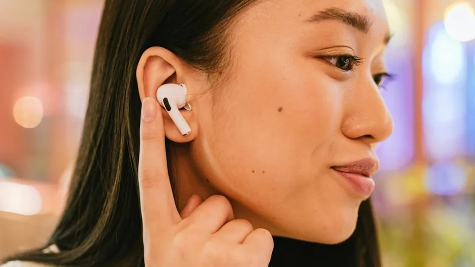 Apple Receives US FDA Approval to Enable AirPods Pro 2 Hearing Aids Feature