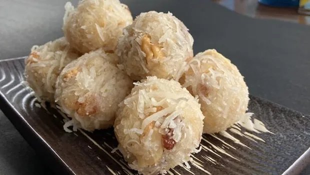 coconut ladoo