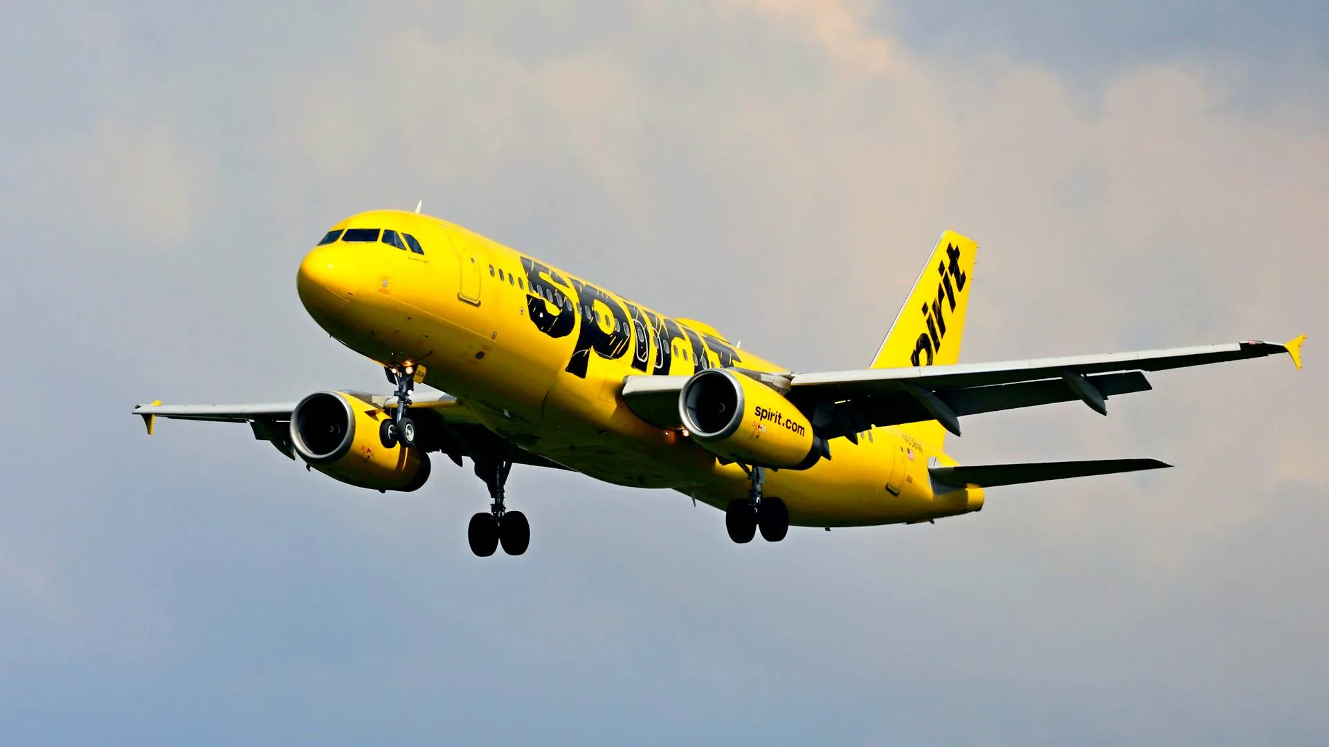 Spirit Airlines Bankruptcy Talks Worry Markets