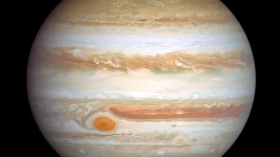 Hubble Space Telescope Finds Jupiter’s Great Red Spot Mysteriously Oscillating in Size and Speed